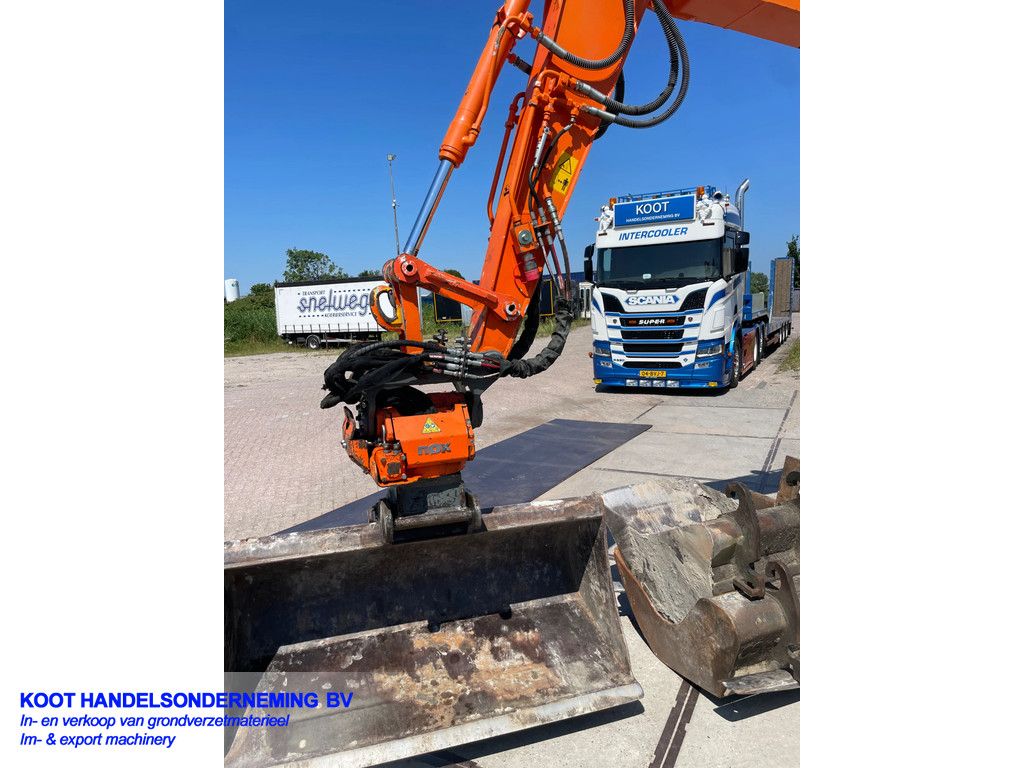 Kobelco SK85msr-3 DKS-Draaikantel-4 Bakken!