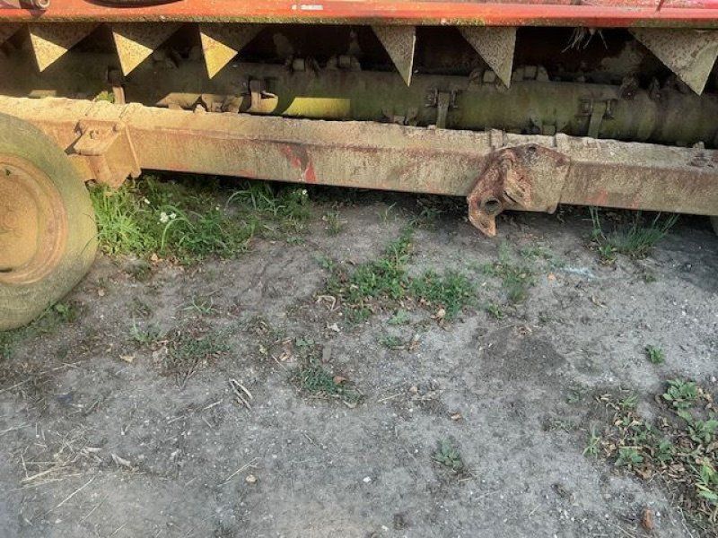 Kuhn RM320