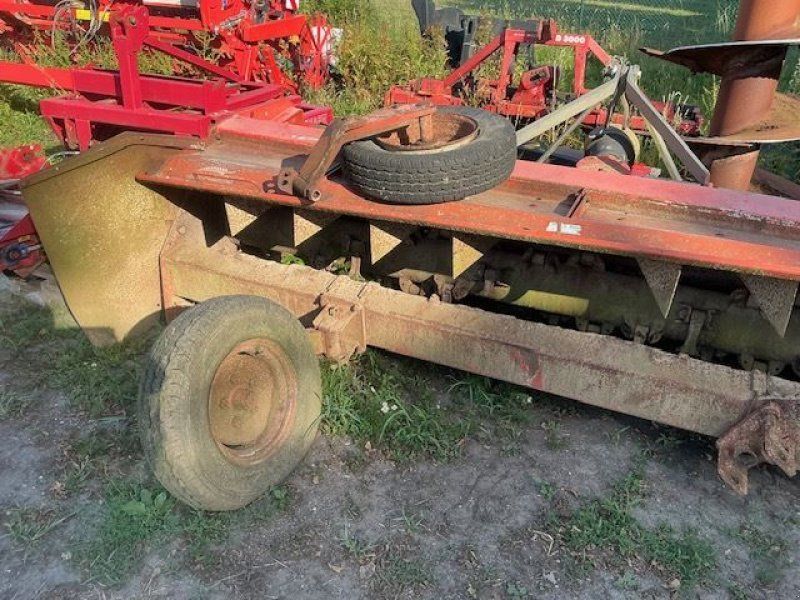 Kuhn RM320