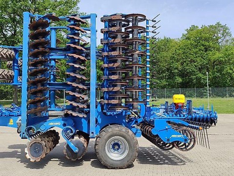 Meyer Agrartechnik KSE 8250 Magnus