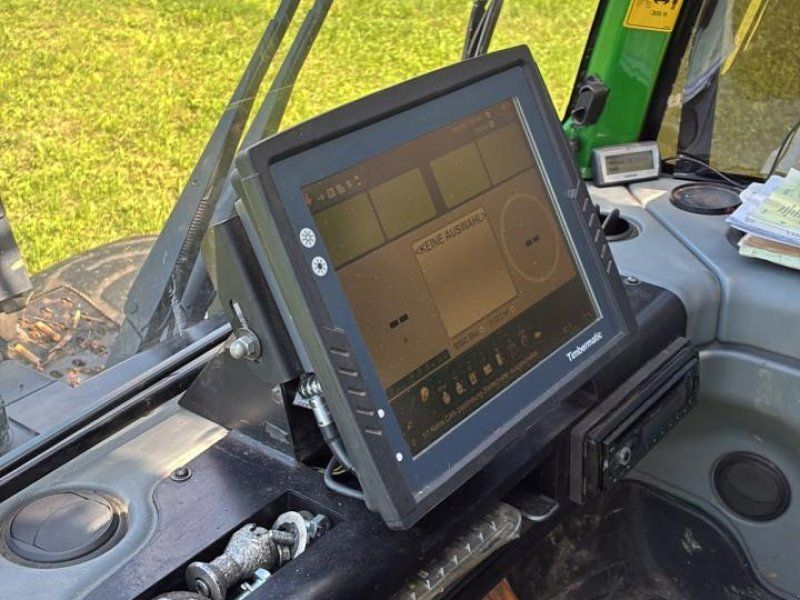 John Deere 1270E