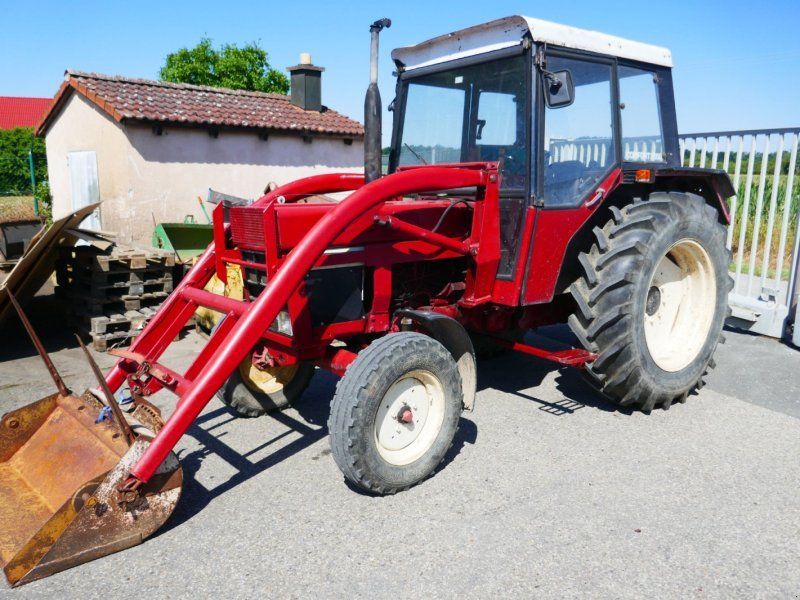 IHC 644S mit Frontlader Volle Funktion 5800 Euro