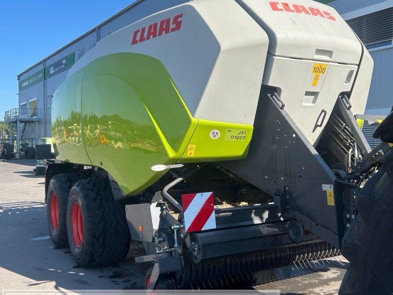 Claas Quadrant 5200 FC