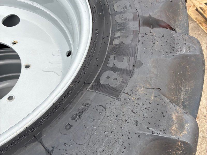 Michelin 480/65 R28