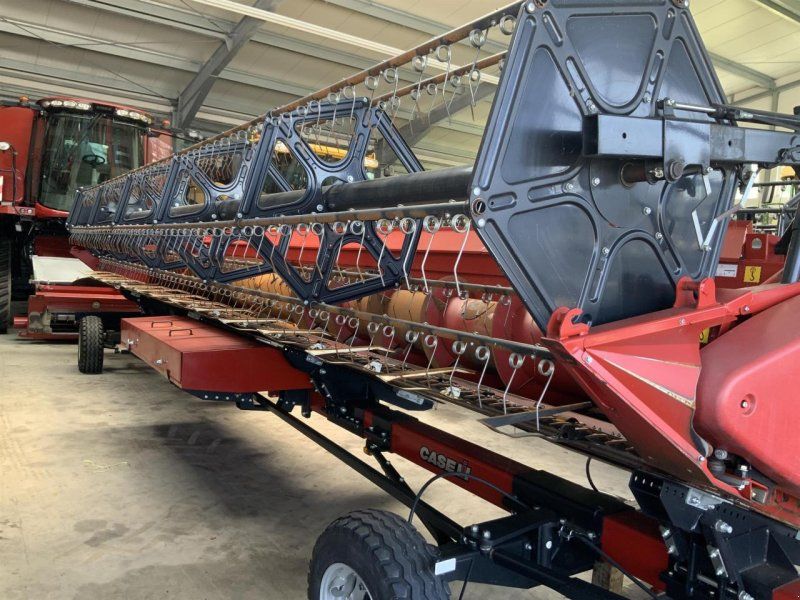 Case IH 3050 30 ft