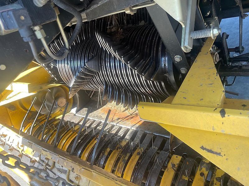 New Holland BB 940 Crcutter