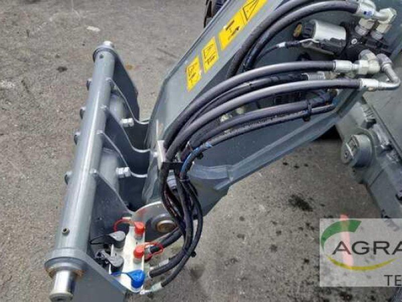 Claas SCORPION 742 VARIPOWER