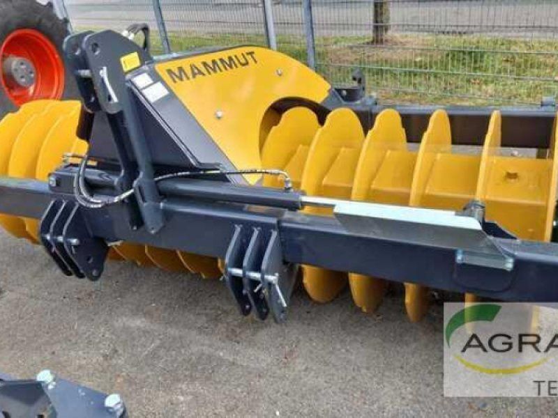 Mammut SILAGEWALZE SILO KOMPAKT SK 300 H