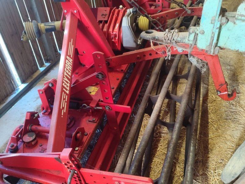 Lely Terra 300