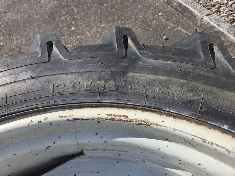 Michelin Kompletträder 13.6 R36 12.4 R24