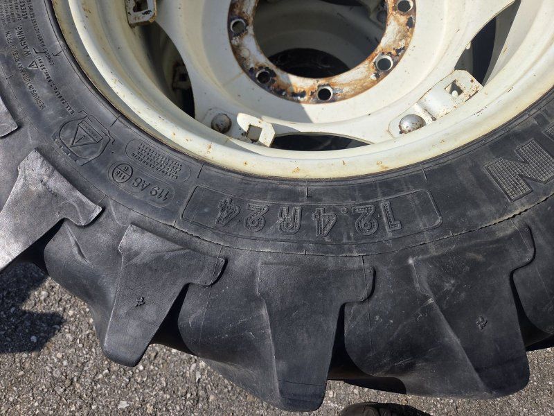 Michelin Kompletträder 13.6 R36 12.4 R24