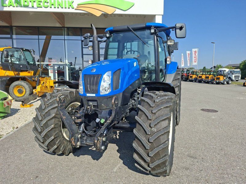 New Holland TS115A Delta