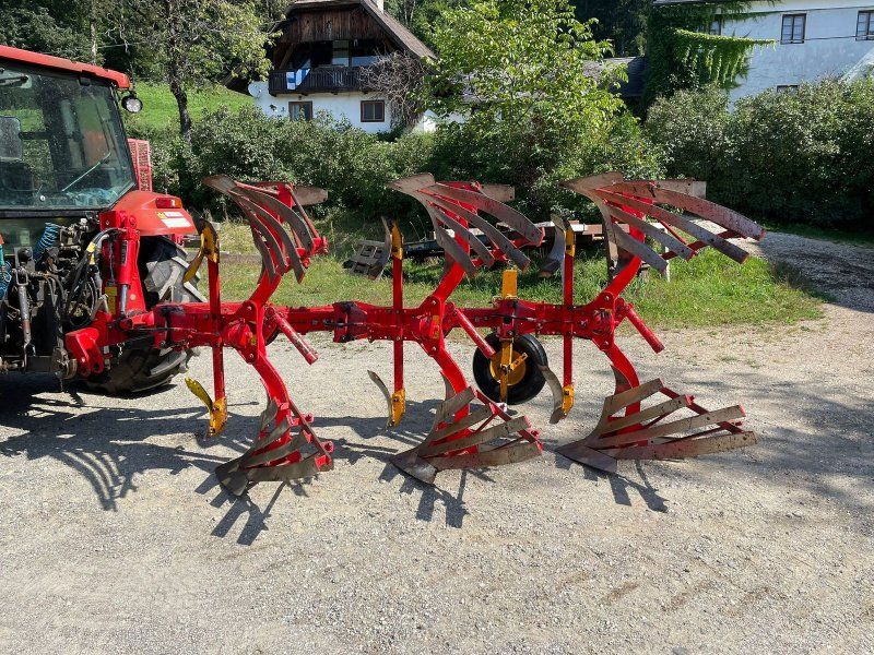 Pöttinger Servo III 3-scharig mit Streifenkörperund hydr.