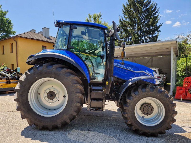 New Holland T5.100 Electro Command (IntelliShift)