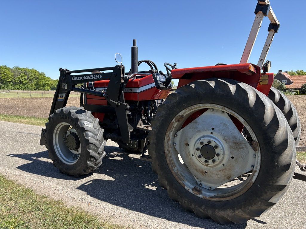 Massey-Ferguson 362 cabrio met frontlader
