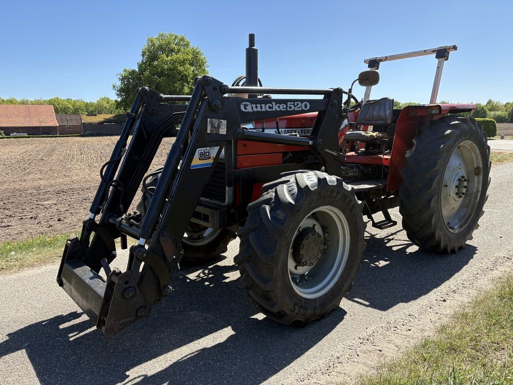 Massey-Ferguson 362 cabrio met frontlader
