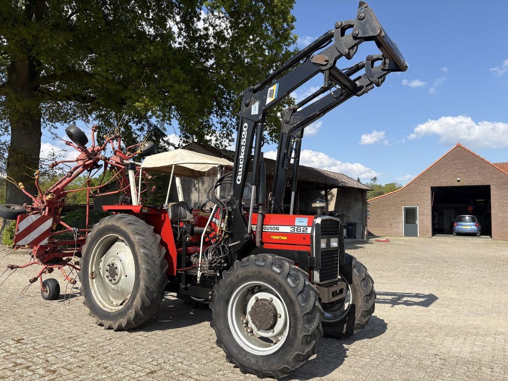 Massey-Ferguson 362 cabrio met frontlader