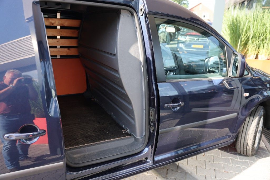 Volkswagen Caddy 1.6 TDI 75 KW
