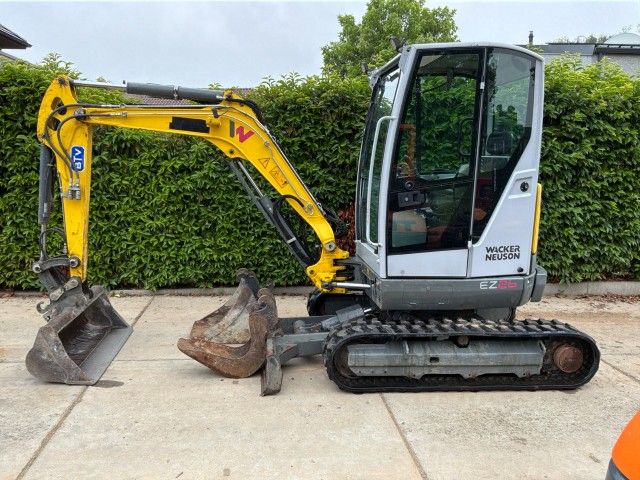 2020 Wacker Neuson EZ26 Mini Excavator