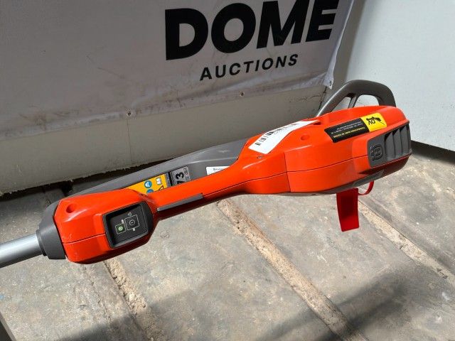 Husqvarna 536LiP4 Cordless Telescopic Hedge Trimmer (Unused)