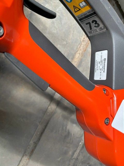 Husqvarna 536LiP4 Cordless Telescopic Hedge Trimmer (Unused)