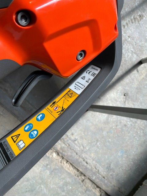 Husqvarna 536LiP4 Cordless Telescopic Hedge Trimmer (Unused)