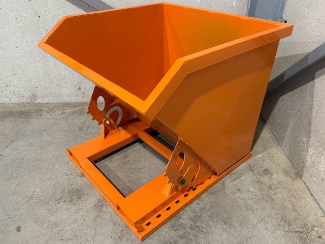 765-liter tipping bin