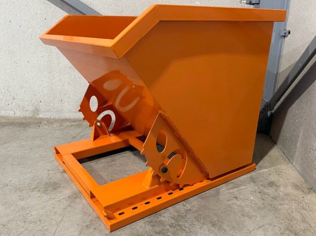 765-liter tipping bin