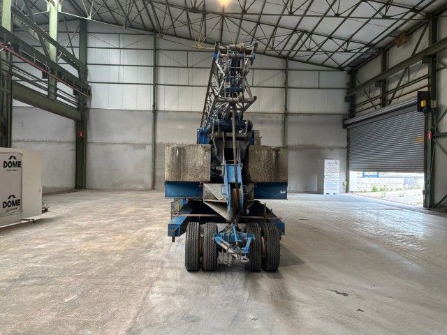 2011 Eurogru 202 Mobile Construction Crane