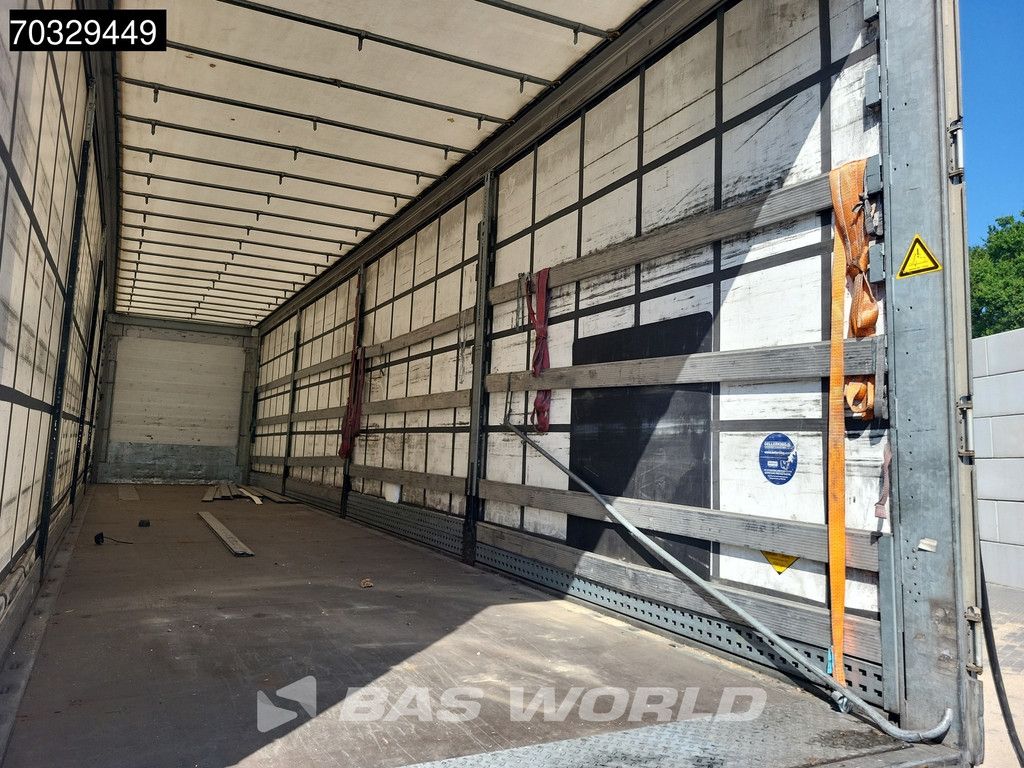 Schmitz SCB*S3T 3 axles Mega Lift+Sliding Roof