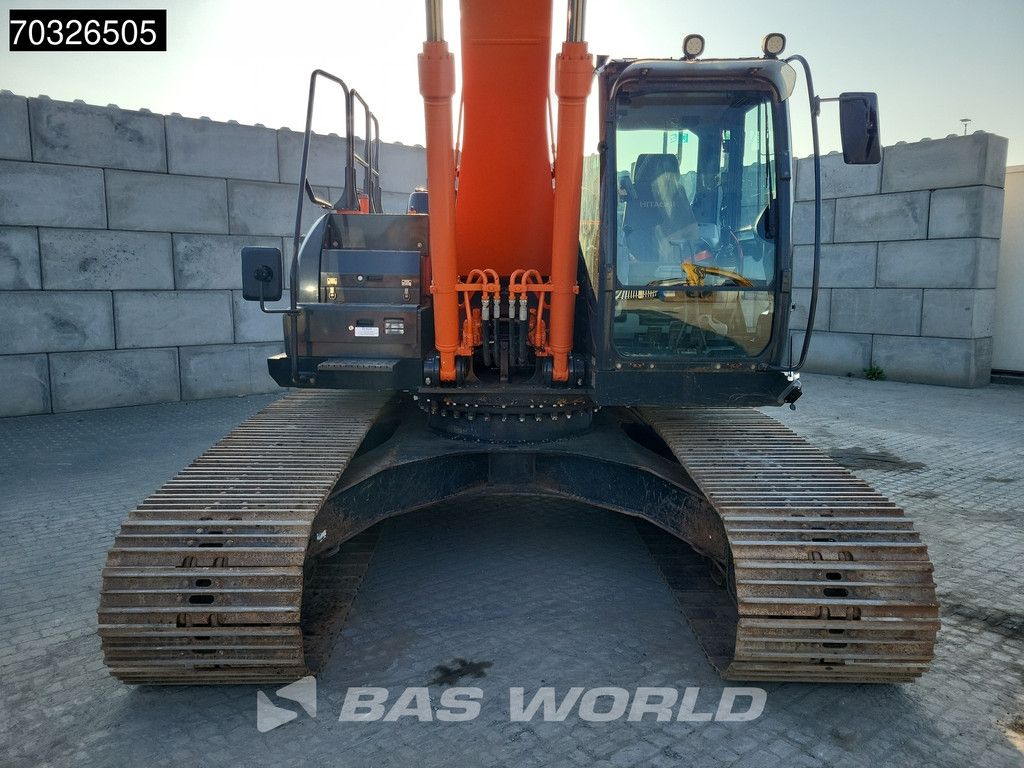 Hitachi ZX250 LC -6