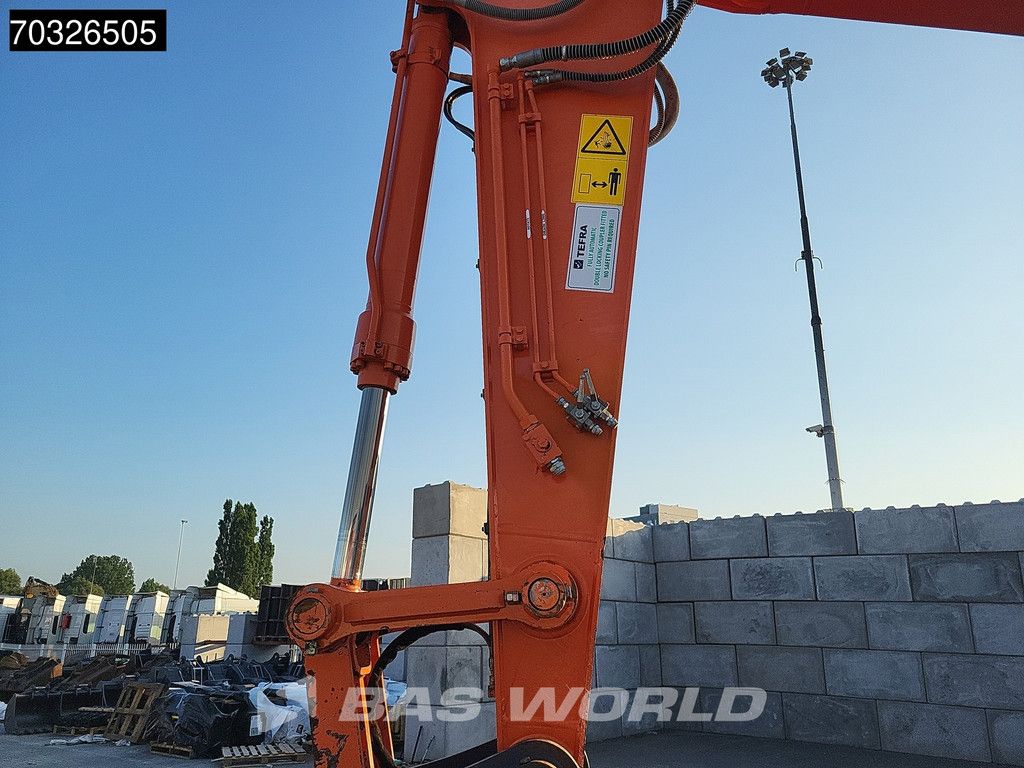 Hitachi ZX250 LC -6