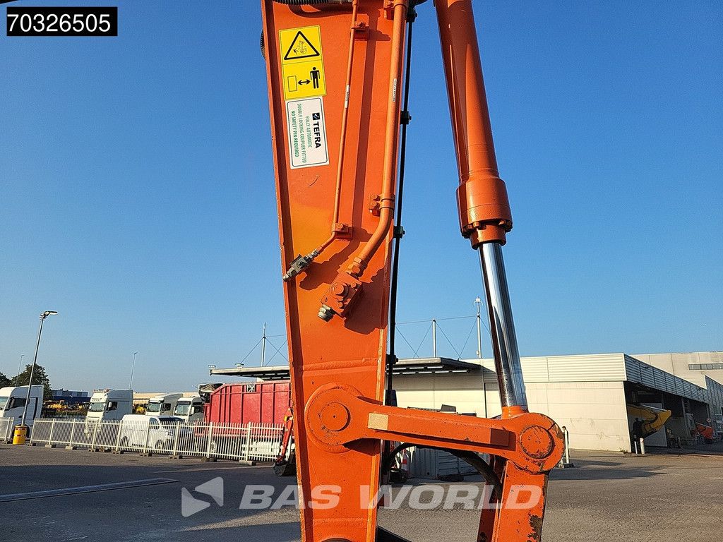 Hitachi ZX250 LC -6