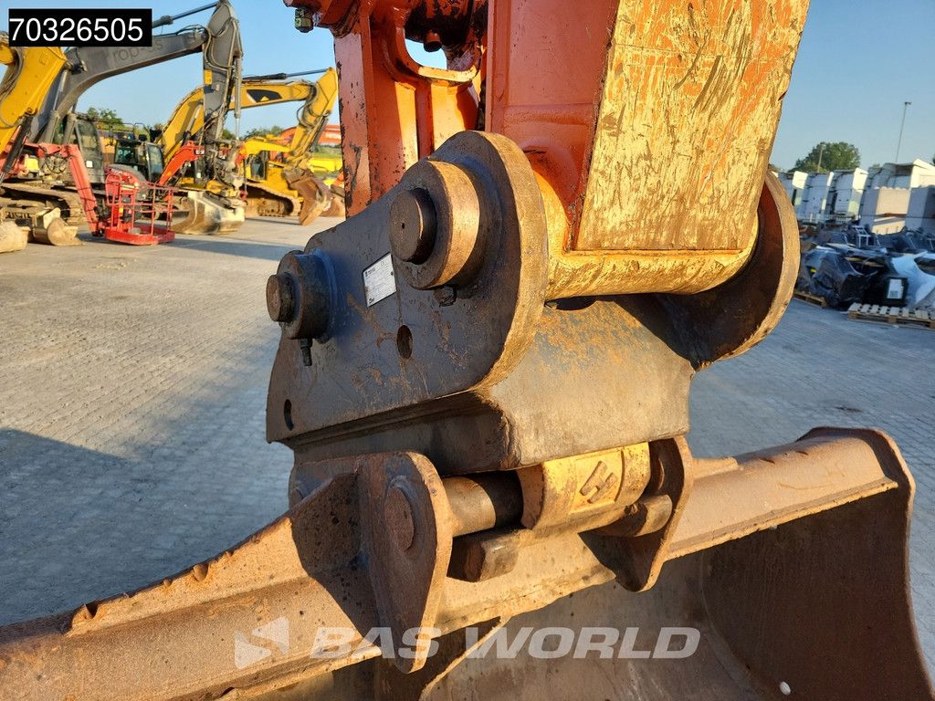 Hitachi ZX250 LC -6