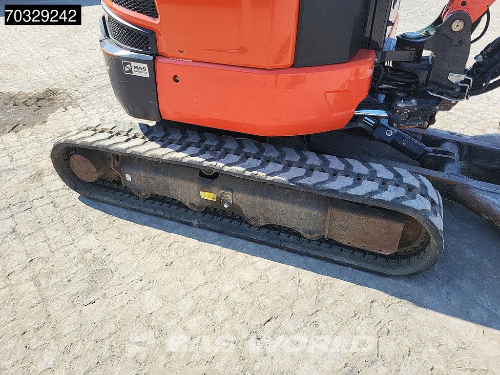 Kubota U36 -4 3 Buckets