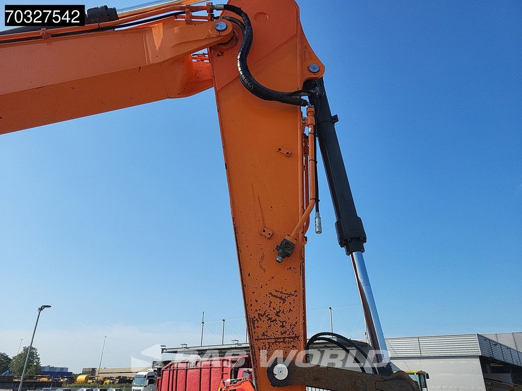 Doosan DX225 LC-5