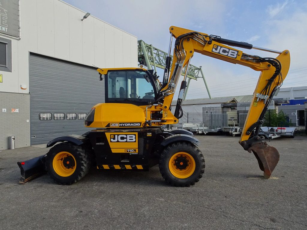 JCB 110W