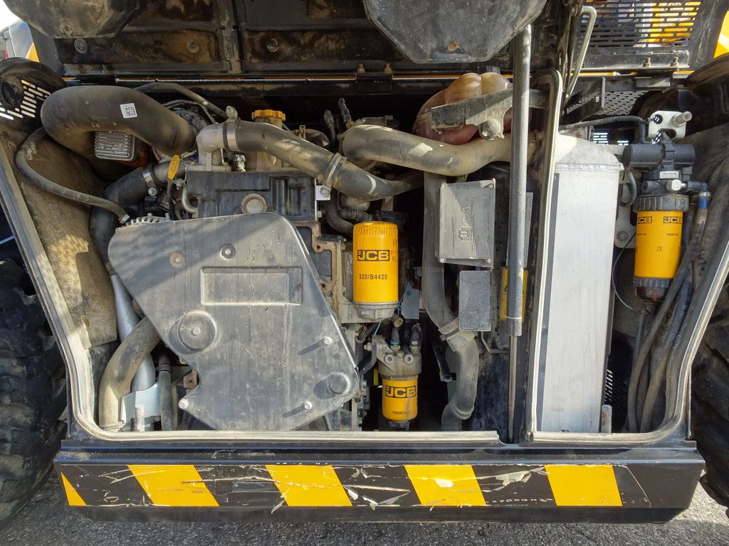 JCB 110W