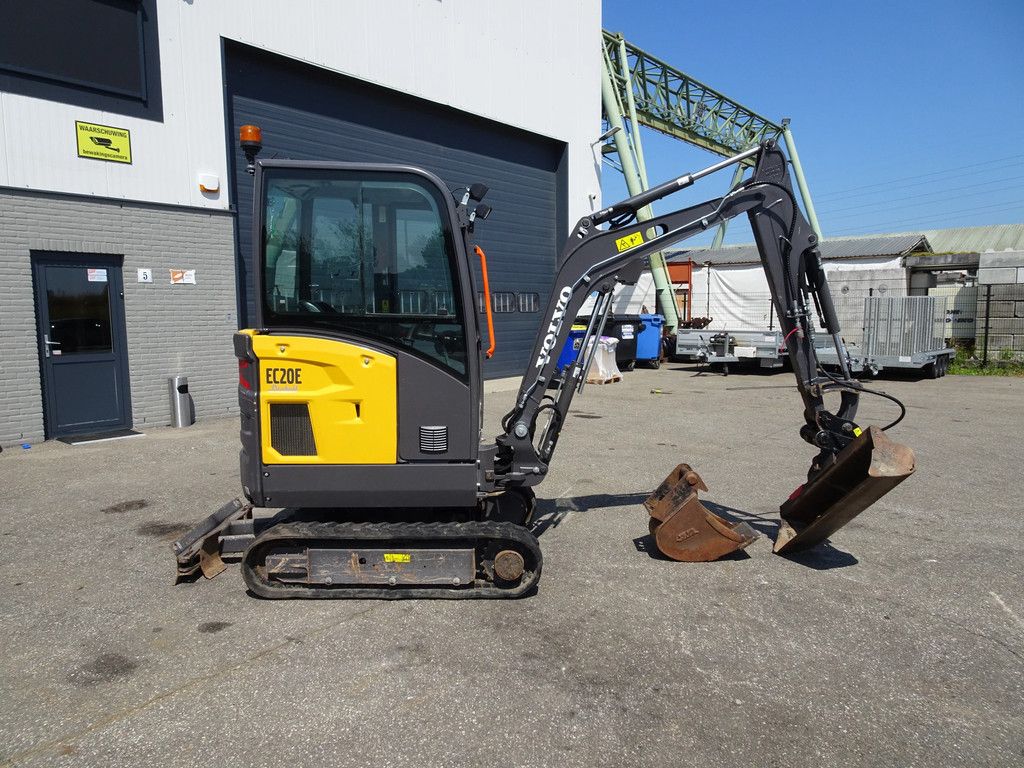 Volvo EC20