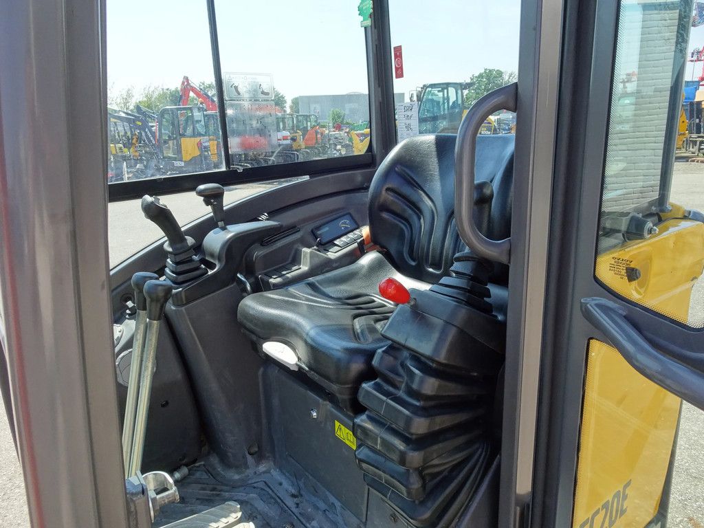 Volvo EC20