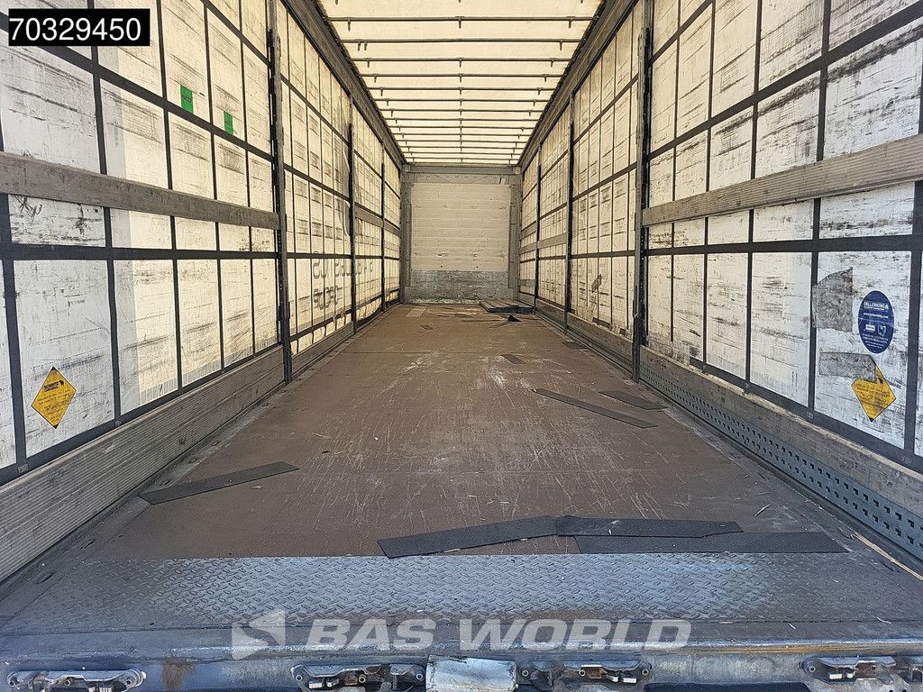 Schmitz SCB*S3T 3 axles