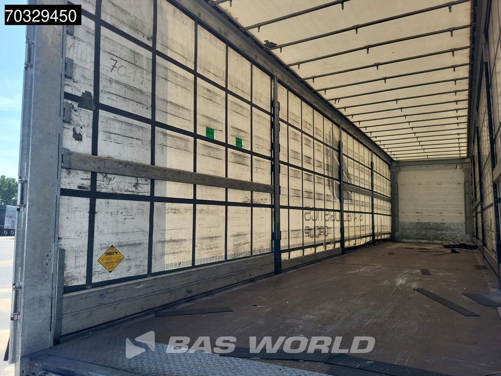 Schmitz SCB*S3T 3 axles