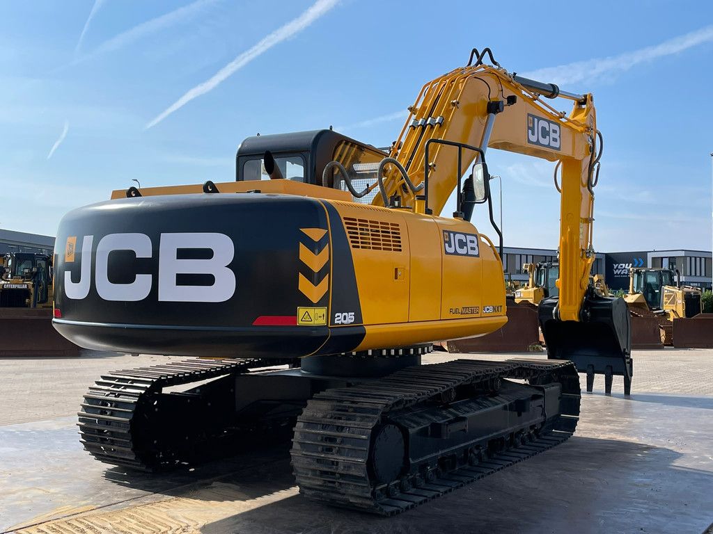JCB 205
