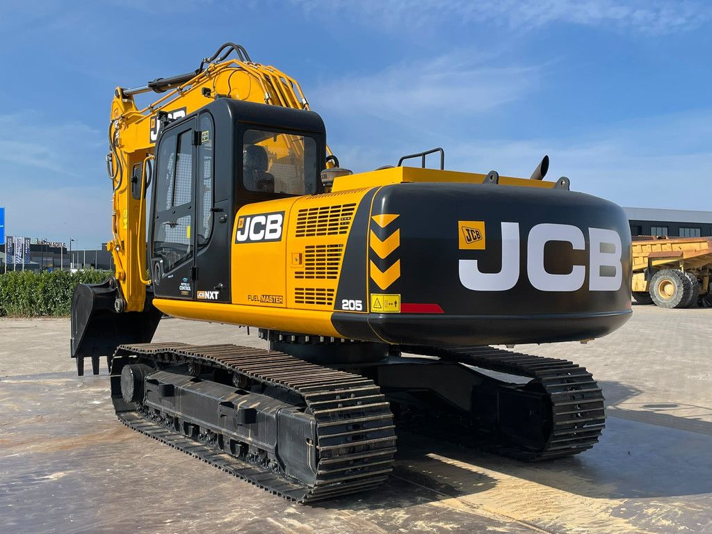 JCB 205
