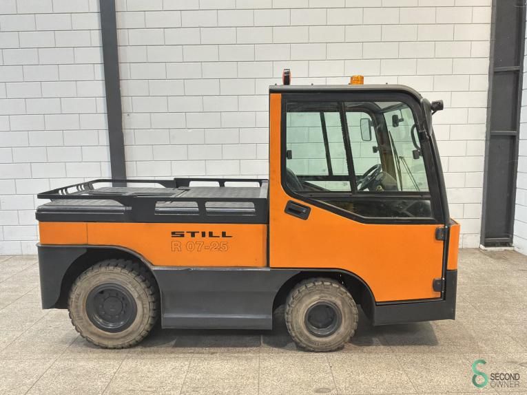 Tractors Electric Still R07-25 2012