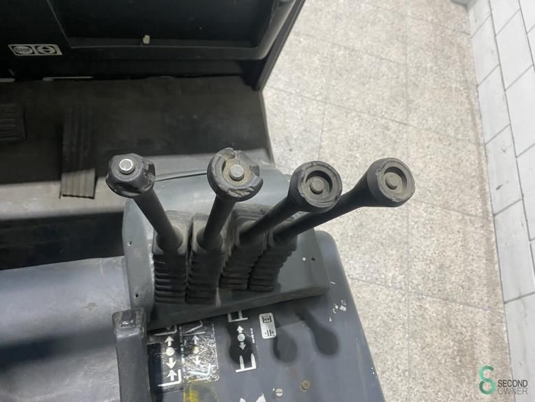 Gabelstapler Elektrisch Still R60-35 1997 3.+4. Ventil