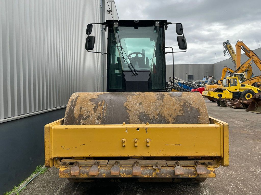 Caterpillar CS66 B