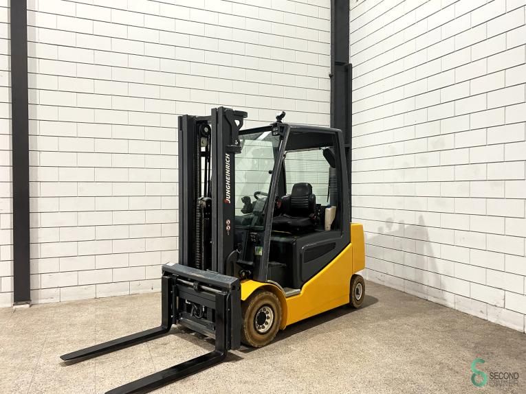 Heftrucks Elektrisch Jungheinrich EFG 425k 2015