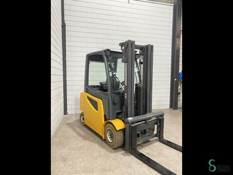 Heftrucks Elektrisch Jungheinrich EFG 425k 2015