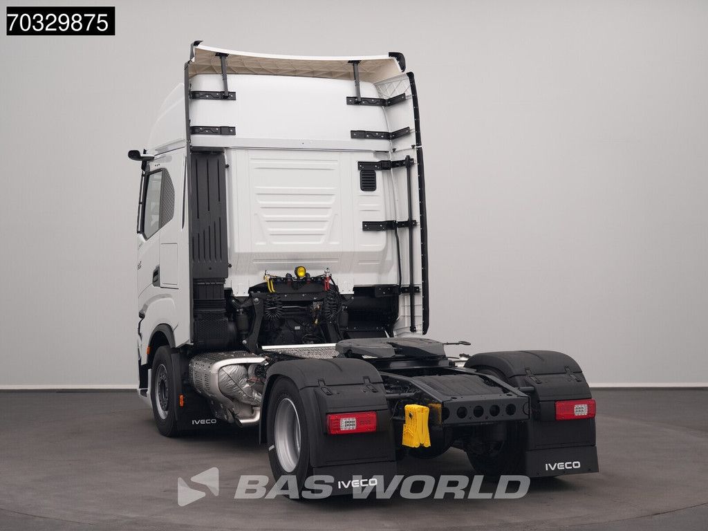 Iveco S-Way 500 4X2 NEW! HPEB ACC 2x beds Mirrorcams 770L tank Parking Cooler